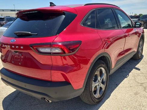 Used 2025 Ford Escape ST-Line w/ Tech Pack #1 FWD image 14