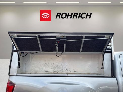 Used 2020 Toyota Tacoma SR5 image 17