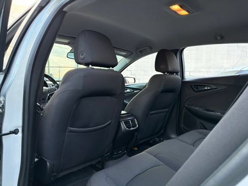 Used 2018 Chevrolet Malibu LT FWD image 22