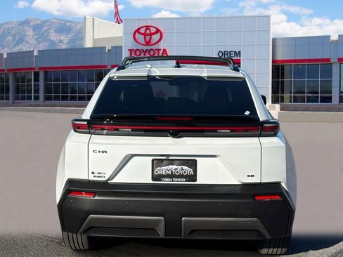New 2026 Toyota C-HR w/ Cold Weather Package AWD/4WD image 4
