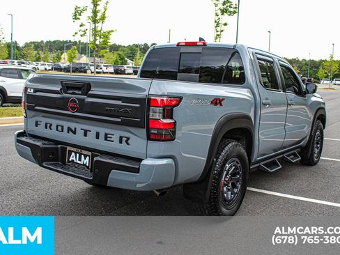 Used 2025 Nissan Frontier PRO-4X AWD/4WD image 7