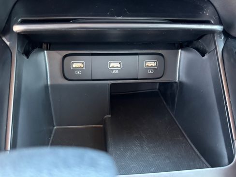Certified 2023 Kia Sorento LX FWD image 15