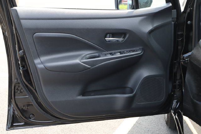 Used 2025 Nissan Versa SV FWD image 15
