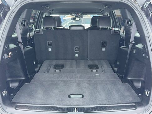 Used 2023 Jeep Grand Cherokee L Laredo image 12