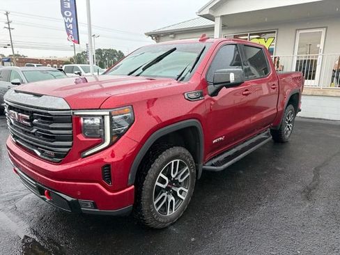 Used 2024 GMC Sierra 1500 AT4 w/ Technology Package AWD/4WD image 2