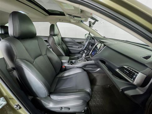 Certified 2021 Subaru Outback Limited image 33