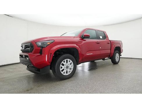 Used 2025 Toyota Tacoma SR5 AWD/4WD image 22