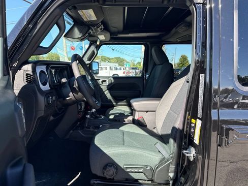 New 2026 Jeep Wrangler Unlimited Sport AWD/4WD image 16