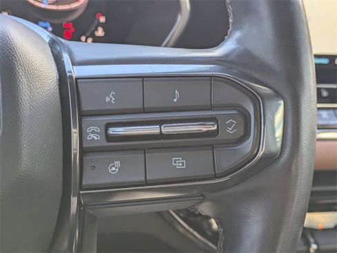 Used 2024 GMC Canyon AT4 w/ AT4 Premium Package image 27