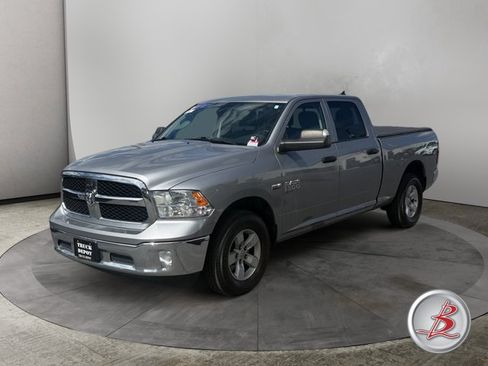 Used 2023 RAM 1500 Classic SLT w/ Trailer Tow Group AWD/4WD image 3