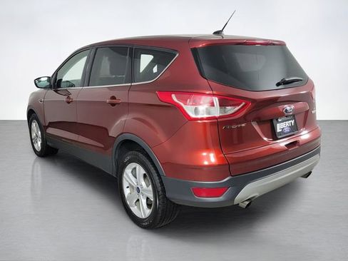 Used 2016 Ford Escape SE FWD image 5