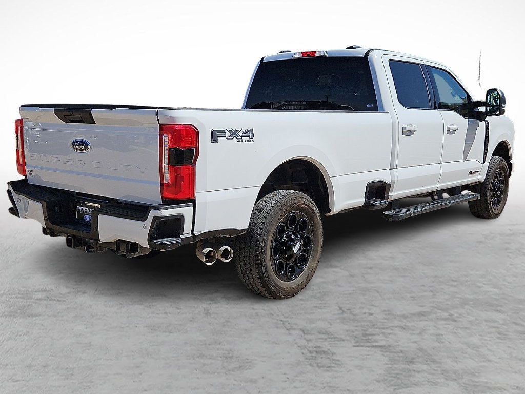 Certified 2025 Ford F250 XLT w/ Black Appearance Package AWD/4WD image 11