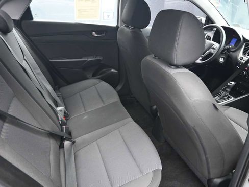 Used 2019 Hyundai Accent SE image 18