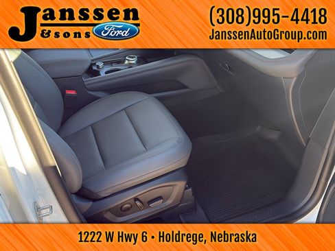 New 2026 Ford Explorer Active w/ Active Comfort Package image 16