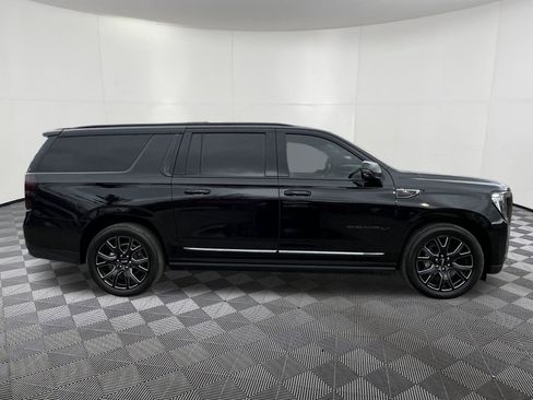 Used 2023 GMC Yukon XL Denali Ultimate w/ LPO, Floor Liner Package image 7