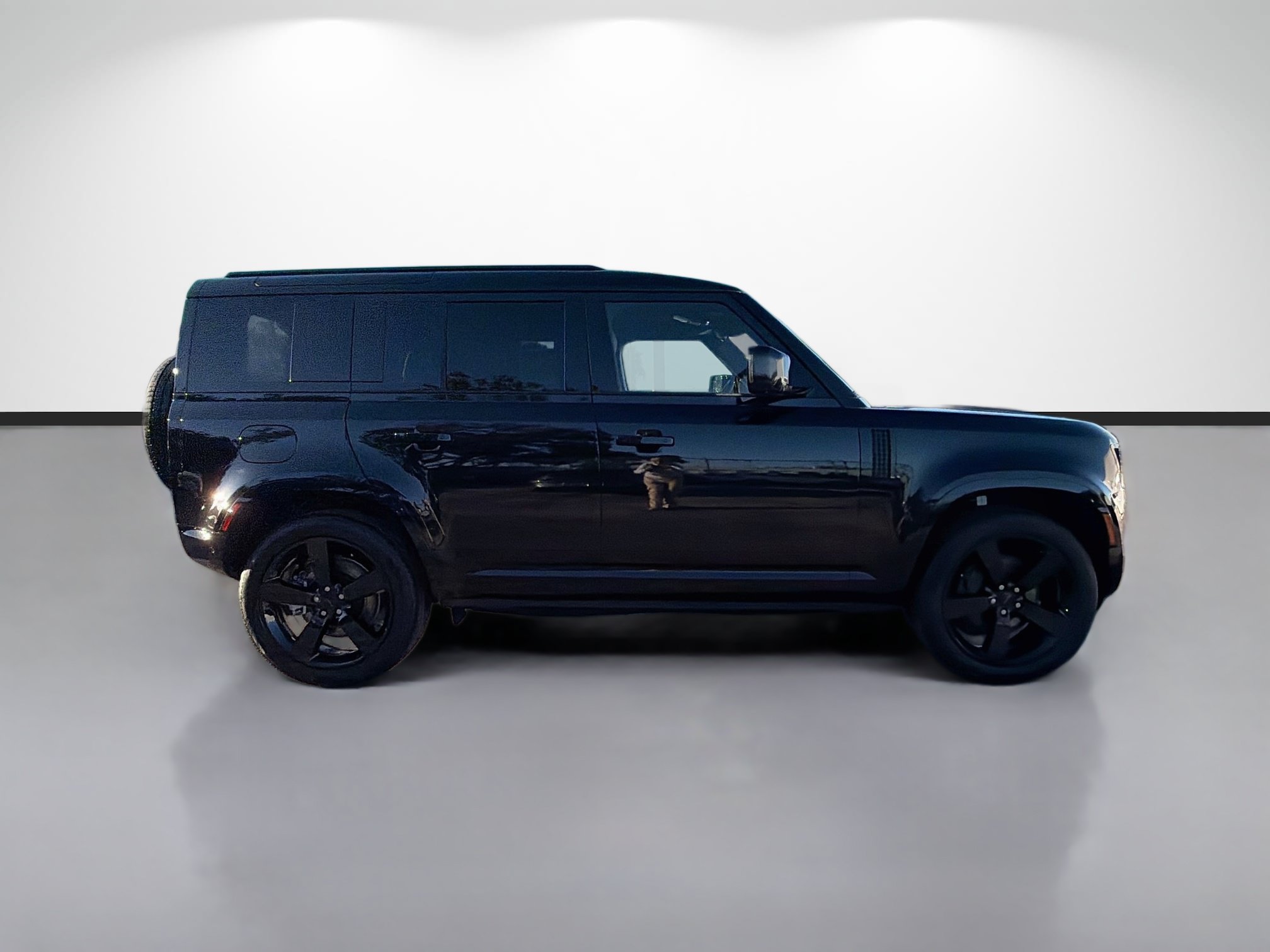 New 2026 Land Rover Defender 110 X-Dynamic SE AWD/4WD image 6