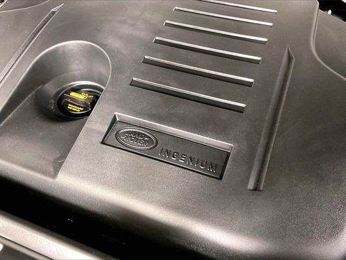 Used 2023 Land Rover Range Rover Sport SE image 32