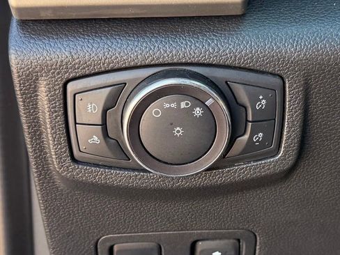 Used 2020 Ford F250 Lariat w/ Lariat Ultimate Package AWD/4WD image 25