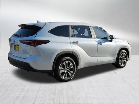 Used 2020 Toyota Highlander Limited AWD/4WD image 7