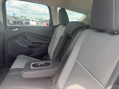 Used 2014 Ford Escape SE w/ Equipment Group 201A FWD image 32