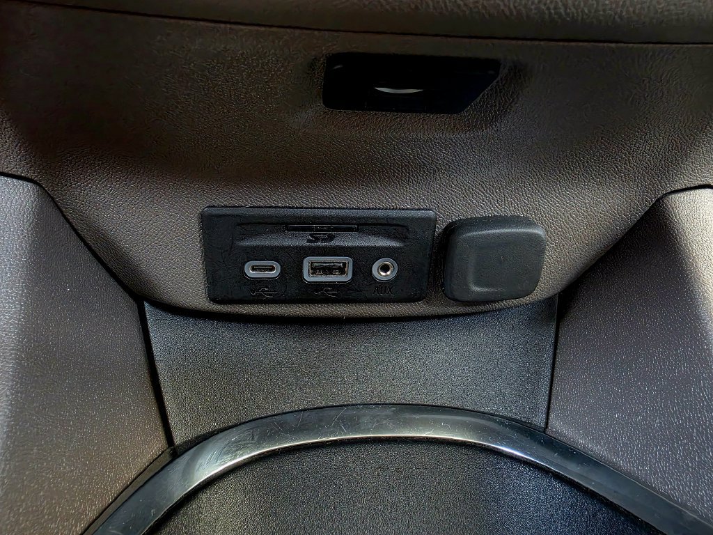 Used 2024 Chevrolet Malibu LT FWD image 50