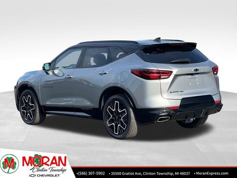 Certified 2023 Chevrolet Blazer RS w/ Driver Confidence II Package AWD/4WD image 4