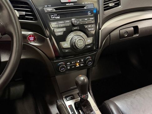 Used 2014 Acura ILX Hybrid w/ Technology Package FWD image 13