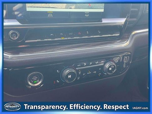 Used 2023 Chevrolet Silverado 1500 LT Trail Boss image 31