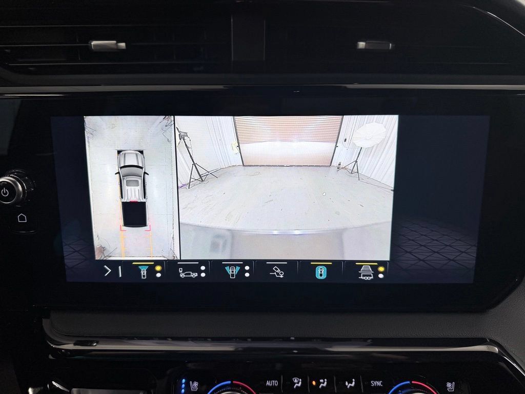 Used 2023 GMC Sierra 1500 AT4 AWD/4WD image 16