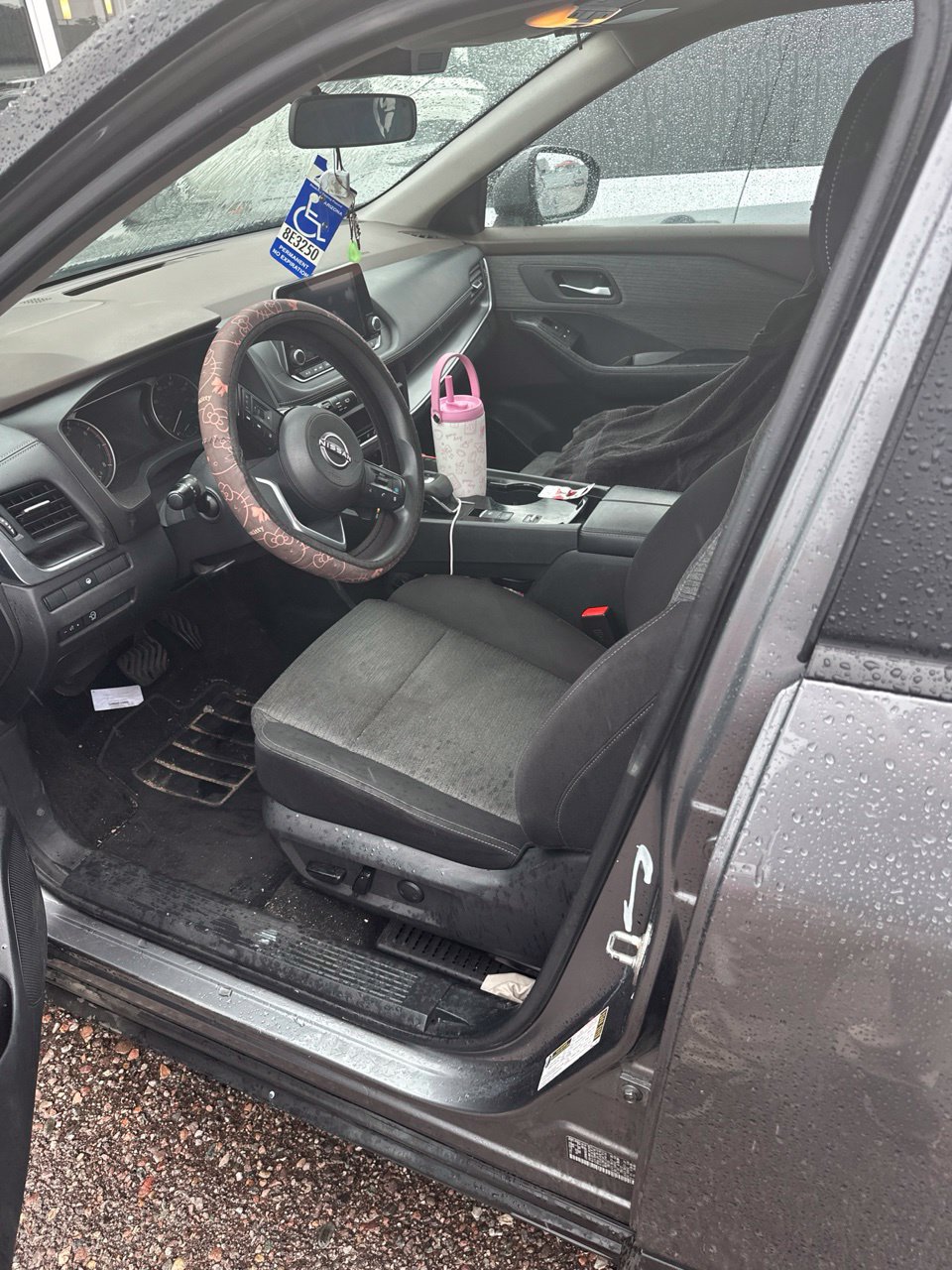 Used 2023 Nissan Rogue SV FWD image 10