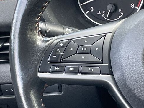 Used 2022 Nissan Sentra SR w/ SR Premium Package FWD image 13