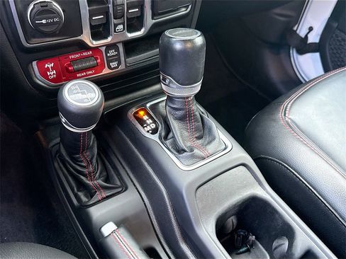 Used 2022 Jeep Gladiator Rubicon image 18