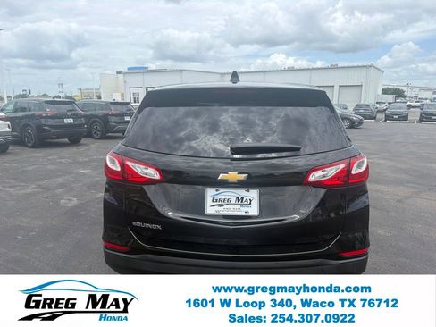 Used 2021 Chevrolet Equinox LS w/ LS Convenience Package FWD image 4