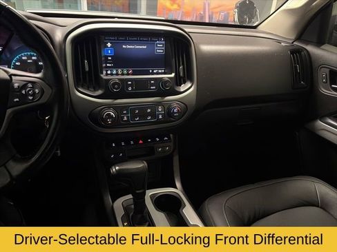 Used 2021 Chevrolet Colorado ZR2 w/ ZR2 Midnight Special Edition image 25