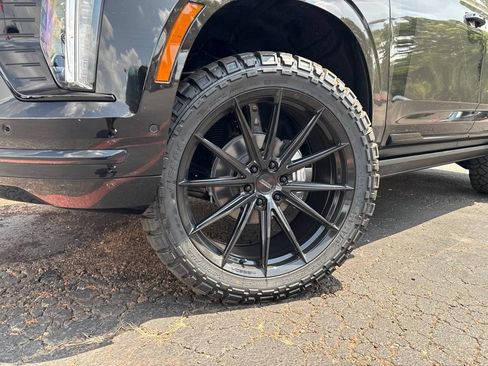 Used 2026 Cadillac Escalade Sport w/ Touring Package AWD/4WD image 2