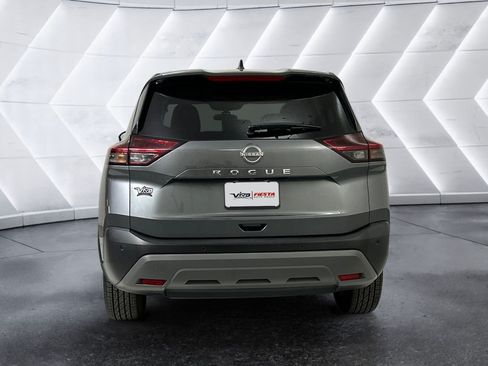 Used 2023 Nissan Rogue S FWD image 5