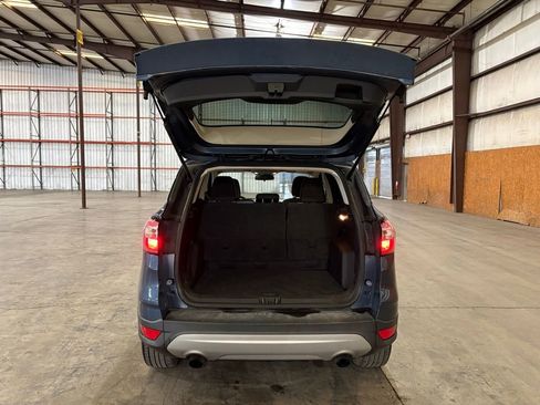 Used 2018 Ford Escape SE image 14