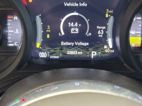 Used 2024 Jeep Wrangler Unlimited Sahara w/ Technology Group AWD/4WD image 28
