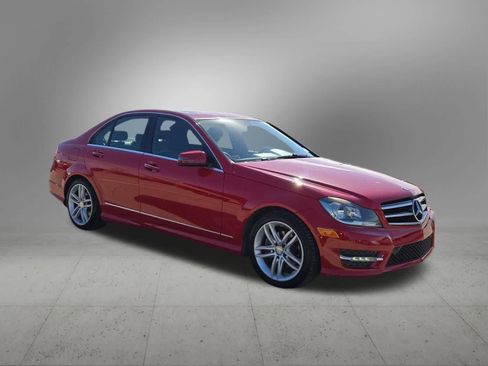 Used 2014 Mercedes-Benz C 250 Sedan image 7