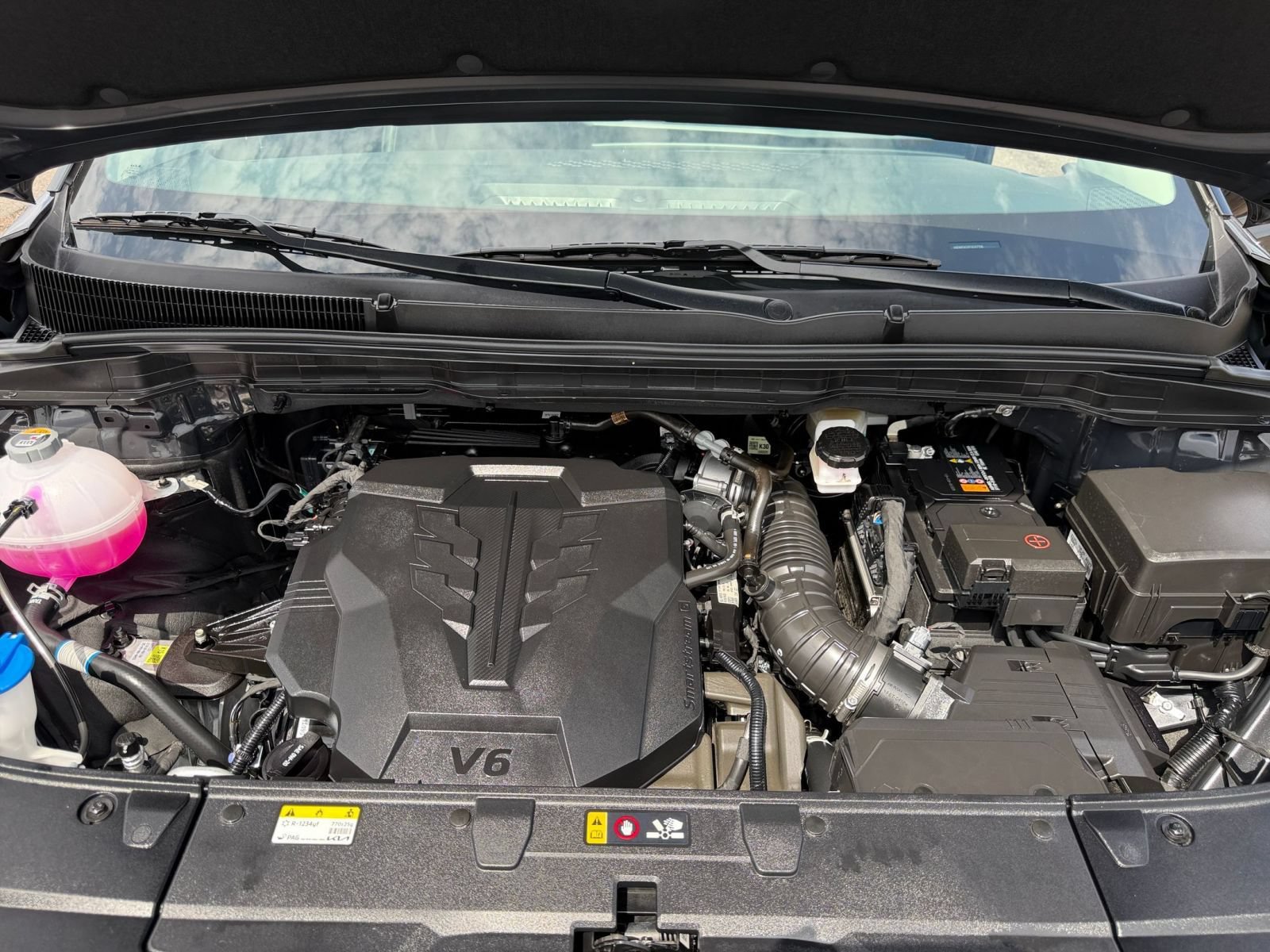 Used 2026 Kia Carnival FWD image 33