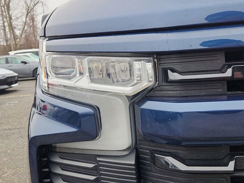 Used 2022 Chevrolet Silverado 1500 RST w/ Convenience Package II image 9