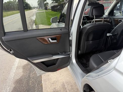 Used 2014 Mercedes-Benz GLK 250 BlueTEC 4MATIC image 20
