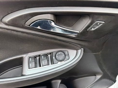 Used 2023 Chevrolet Malibu LT FWD image 8