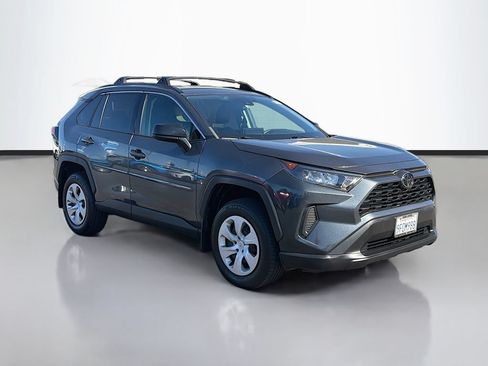 Used 2019 Toyota RAV4 LE w/ All Weather Liner Package AWD/4WD image 3
