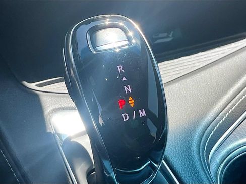 Used 2020 Cadillac CT4 V w/ Climate Package RWD image 17