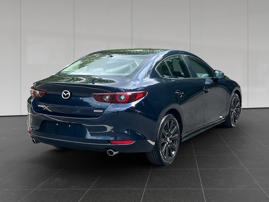 Used 2024 MAZDA MAZDA3 s FWD image 5