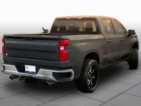 Used 2021 Chevrolet Silverado 1500 LT RWD image 12