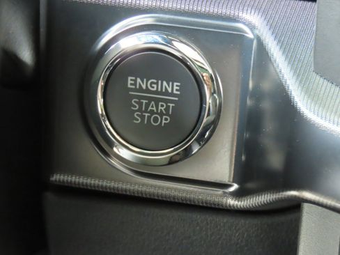 New 2026 Ford F150 Lariat w/ Equipment Group 502A High image 29