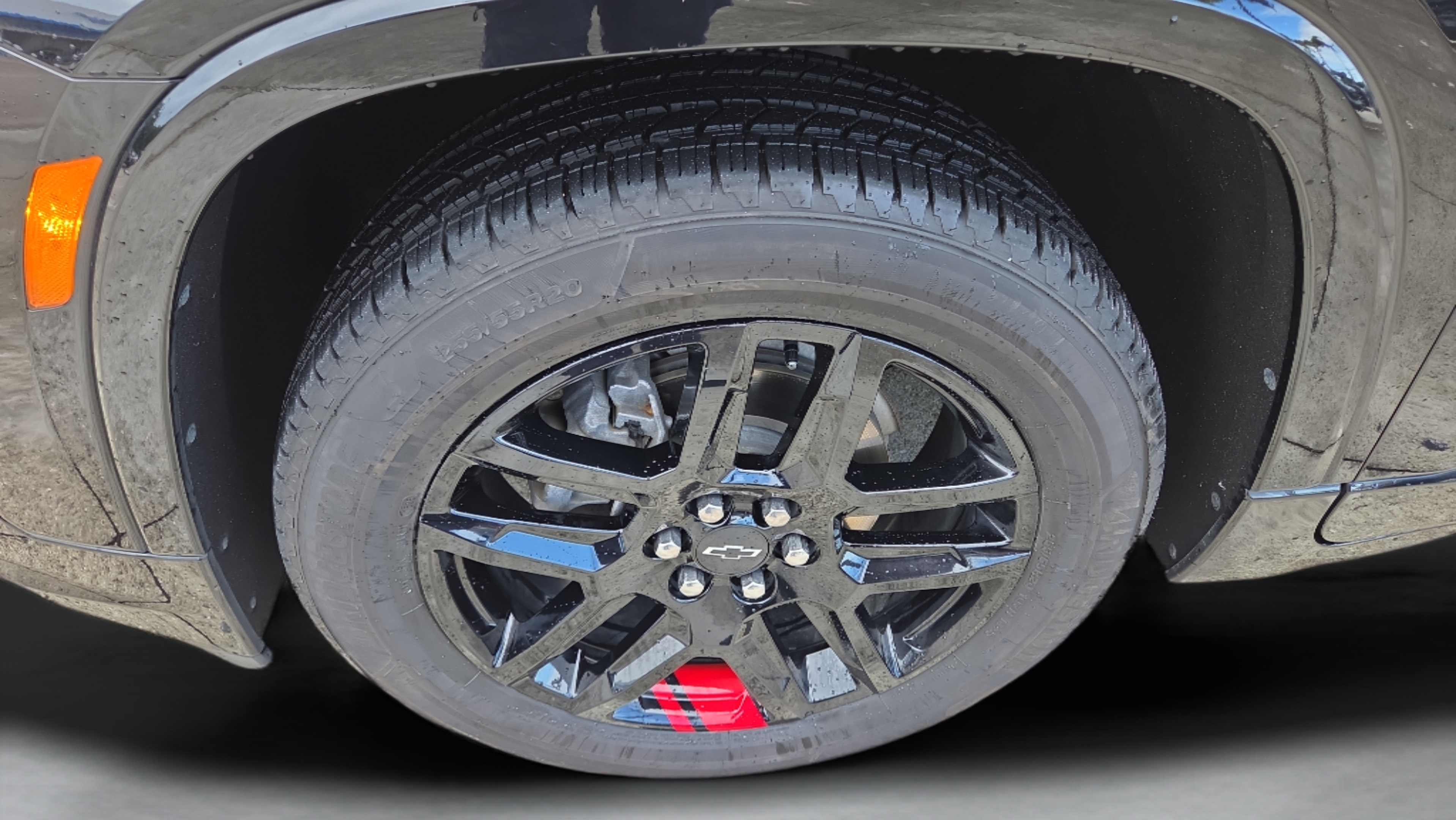 Used 2024 Chevrolet Traverse Premier w/ Redline Edition FWD image 23