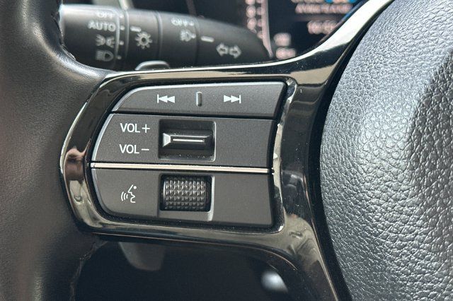 Certified 2025 Honda Pilot Elite image 26